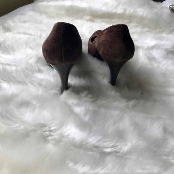 Nine West Faux Suede Heels - Picture 5 of 6